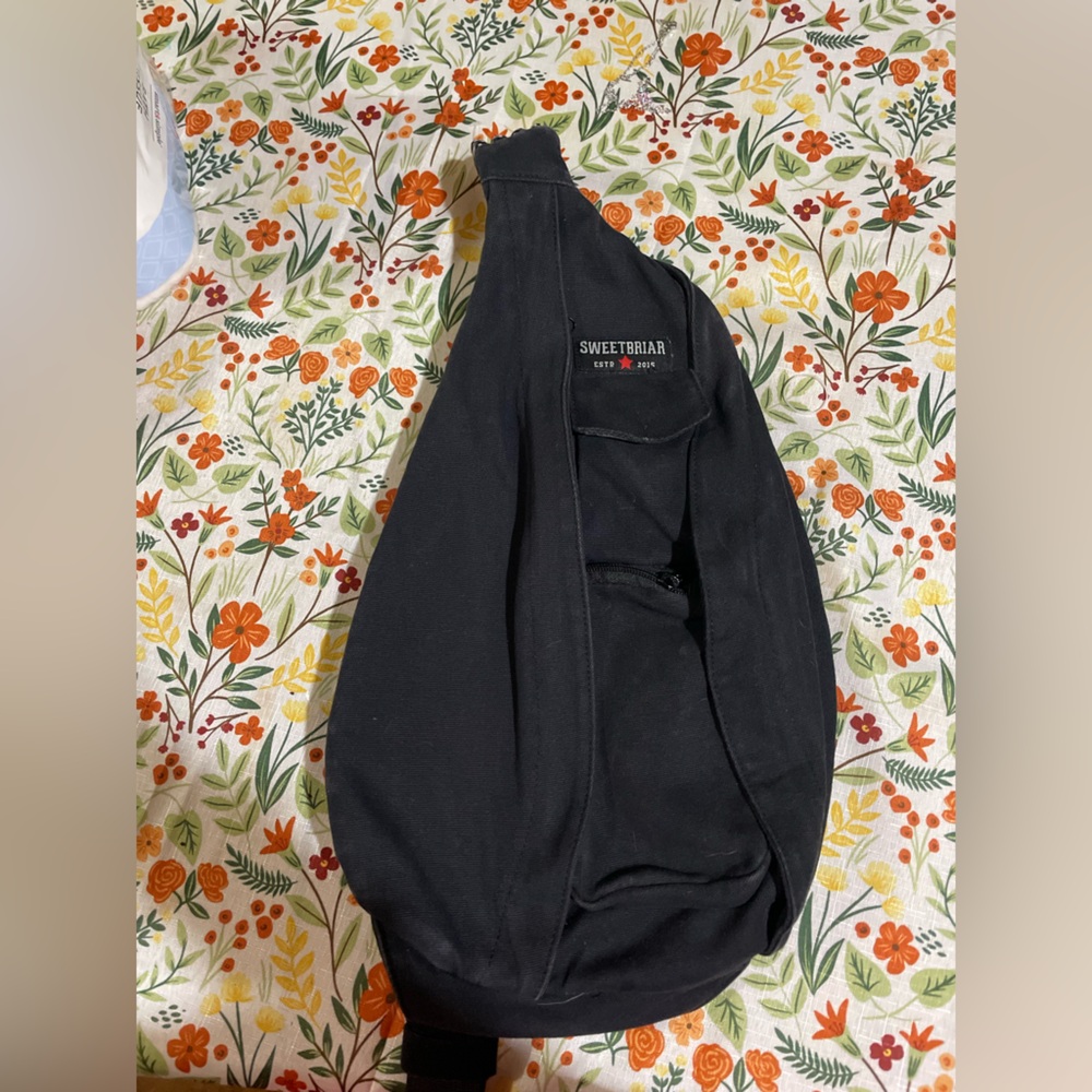 Sweetbriar Black Sling Crossbody Travel Bag